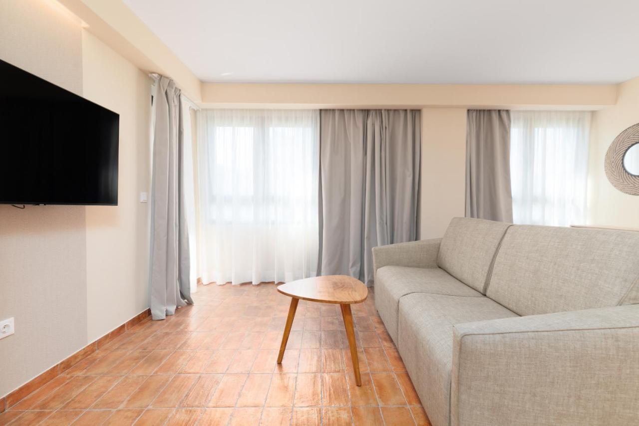 Apartamentos Las Ciencias H Valensiya Dış mekan fotoğraf